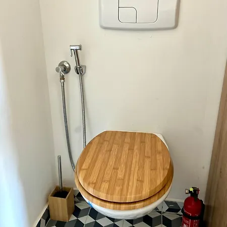 Cosy - Baignoire Balneo Et Clim Apartman