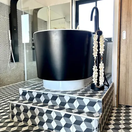 公寓 Cosy - Baignoire Balneo Et Clim *