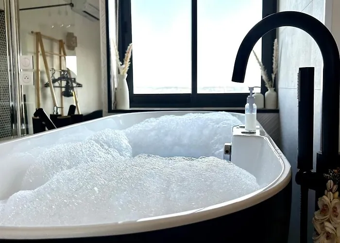 アパート Cosy - Baignoire Balneo Et Clim *